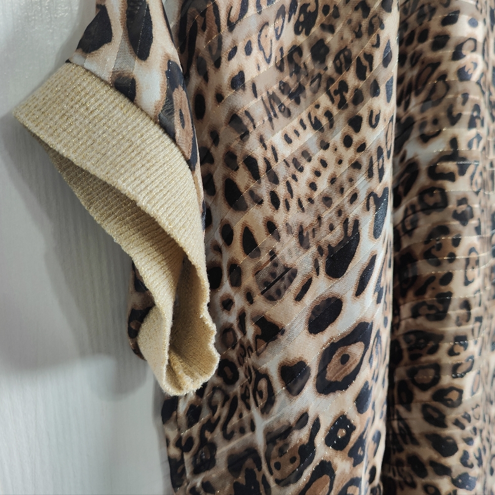 Mirror Image - Leopard Print Top Medium - NWT - Picture 6 of 10